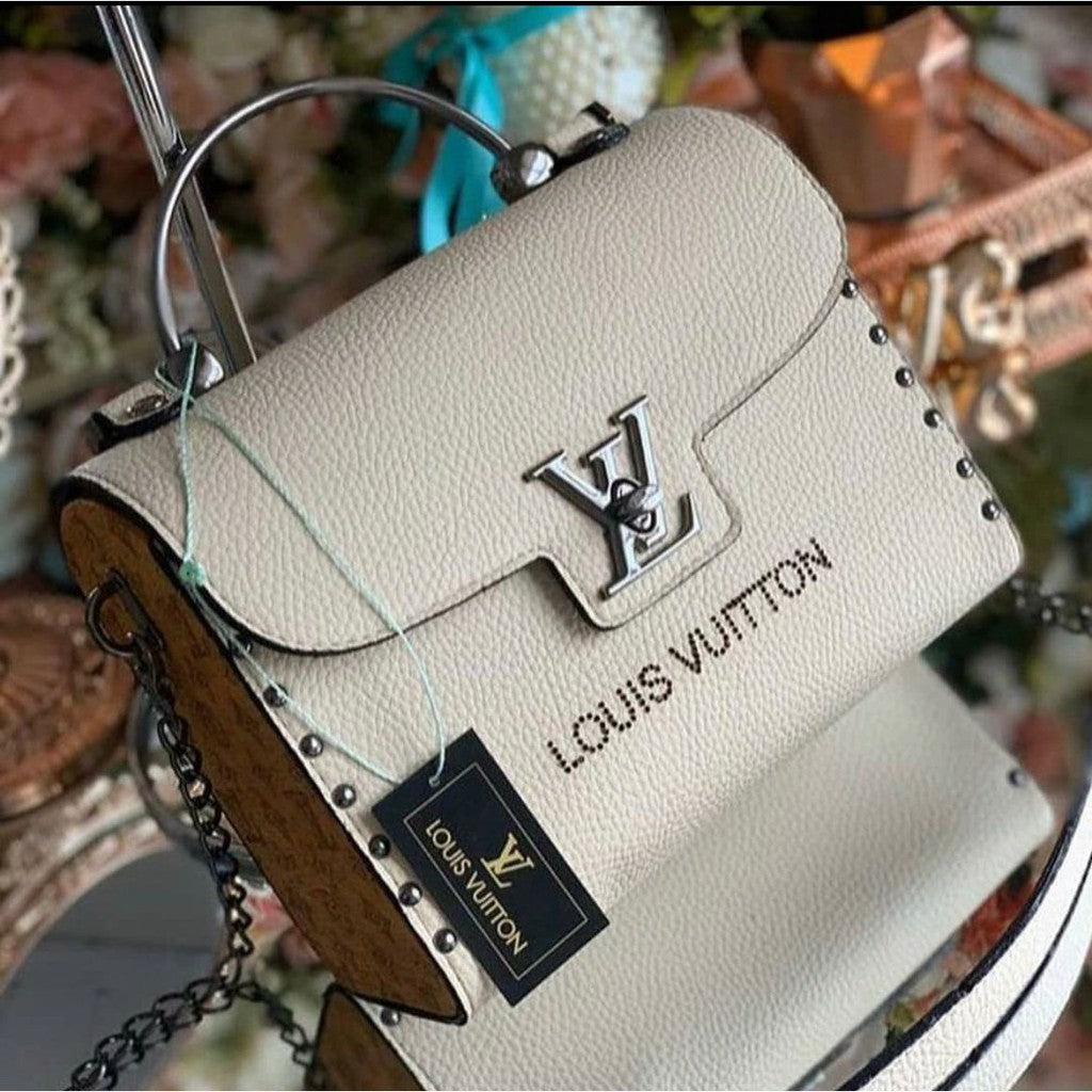 Bolsa Charmosa Louis Vuitton